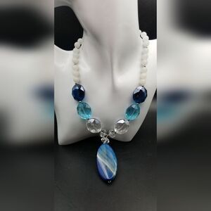 Candy crush ocean wave necklace N430